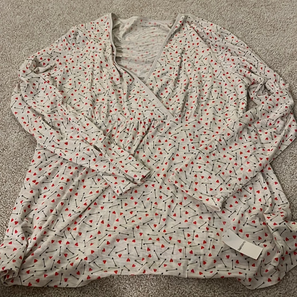 Women’s Gap Maternity top-NWT